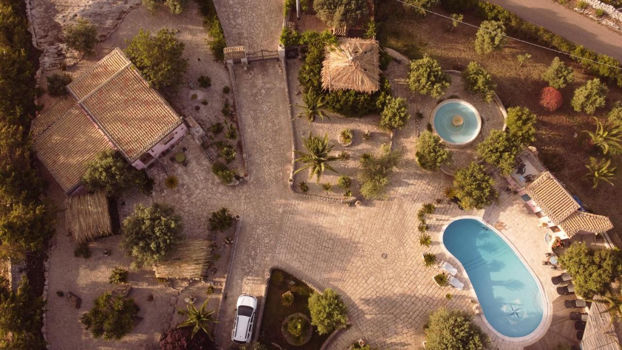Dependance In Villa Con Piscina Ragusa Exterior photo