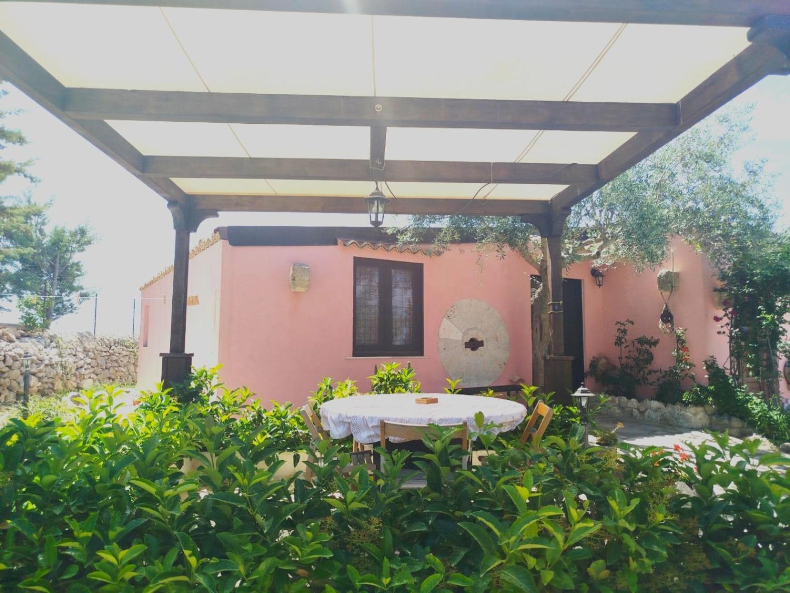 Dependance In Villa Con Piscina Ragusa Exterior photo