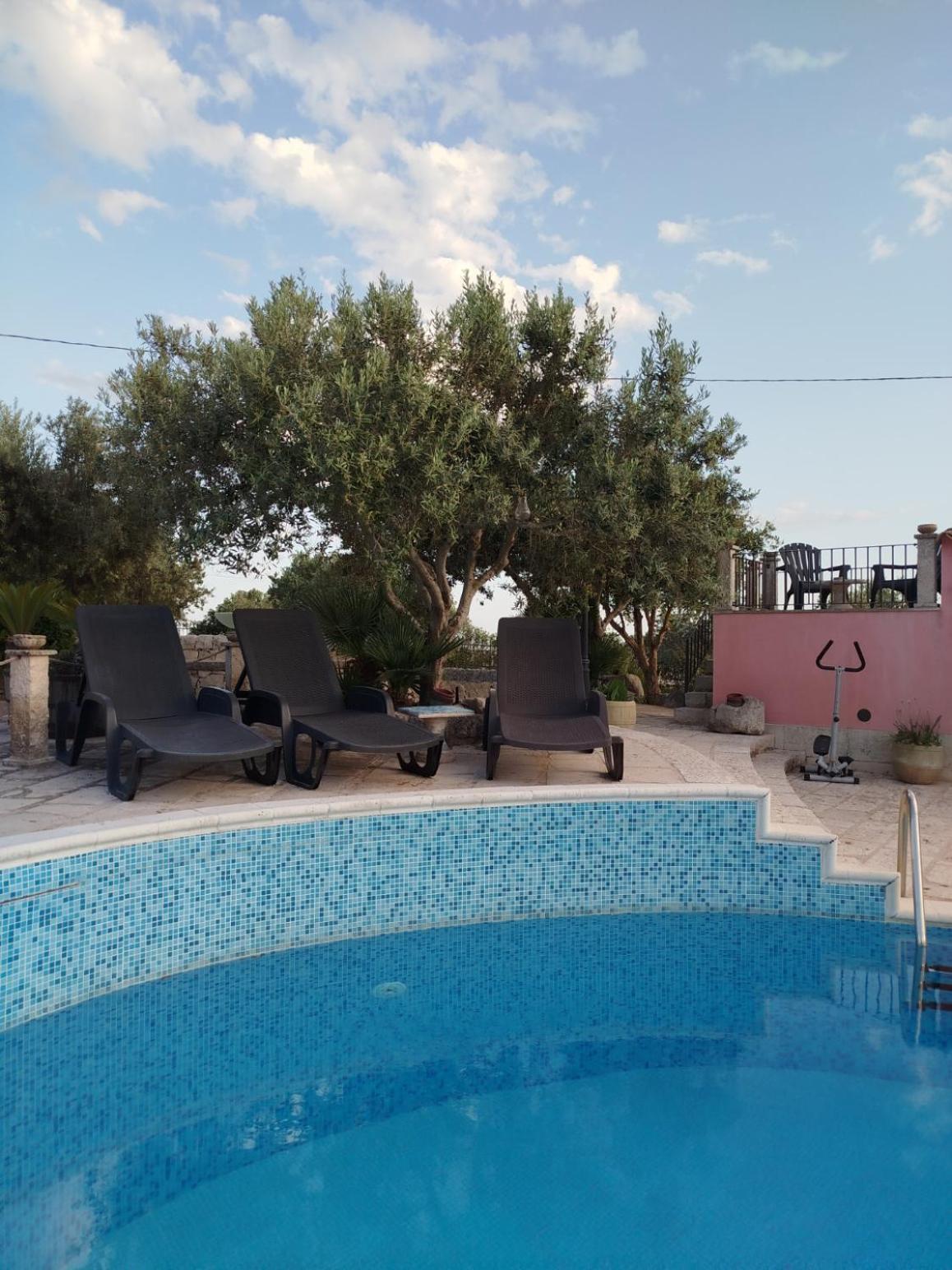 Dependance In Villa Con Piscina Ragusa Exterior photo